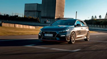 Hyundai i30 N RaceChips front quarter