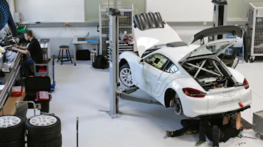 Porsche Cayman GT4 Clubsport rally - rear