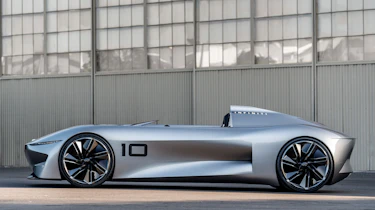 Infiniti Prototype 10 - side