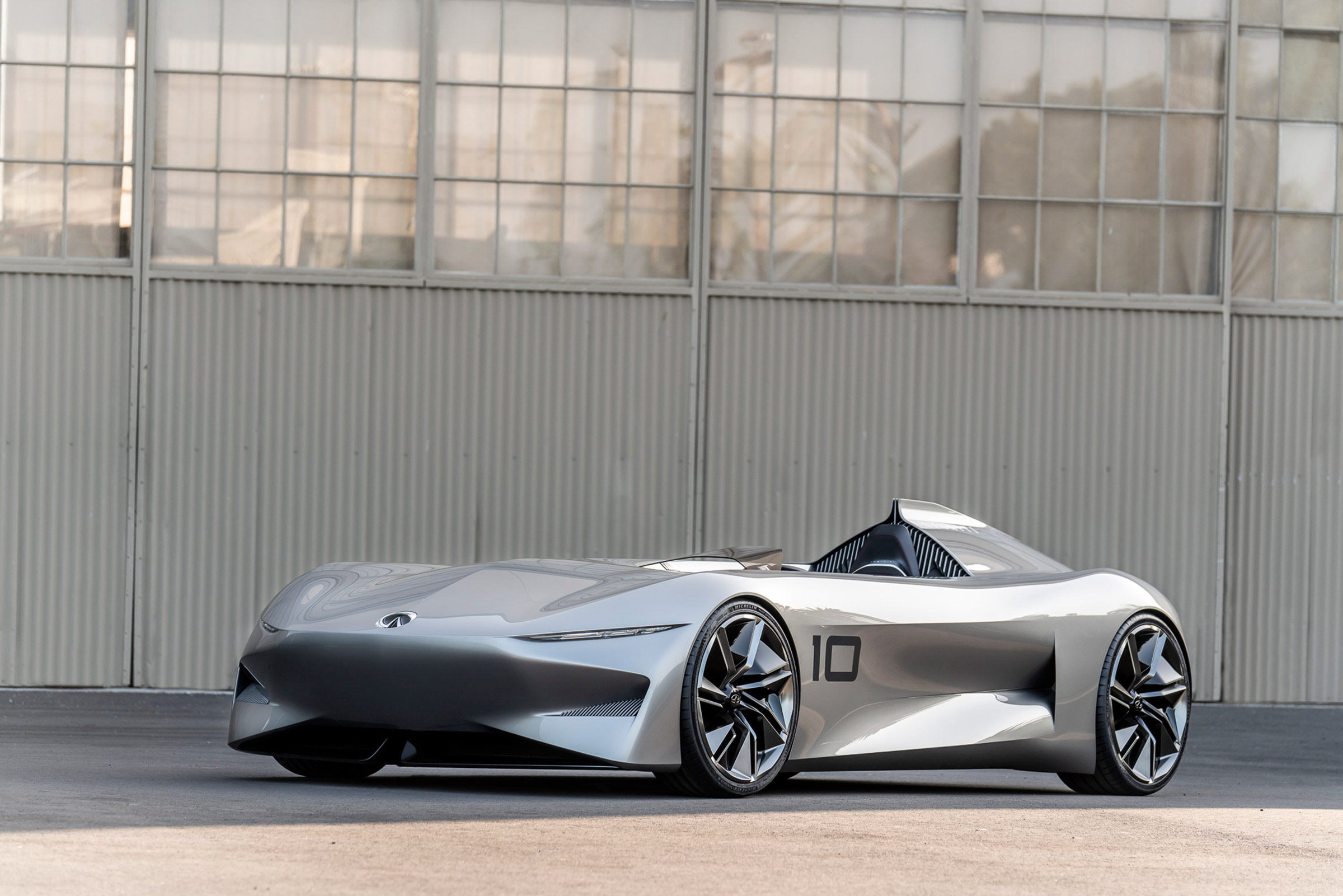 Infiniti Prototype 10 - front quarter
