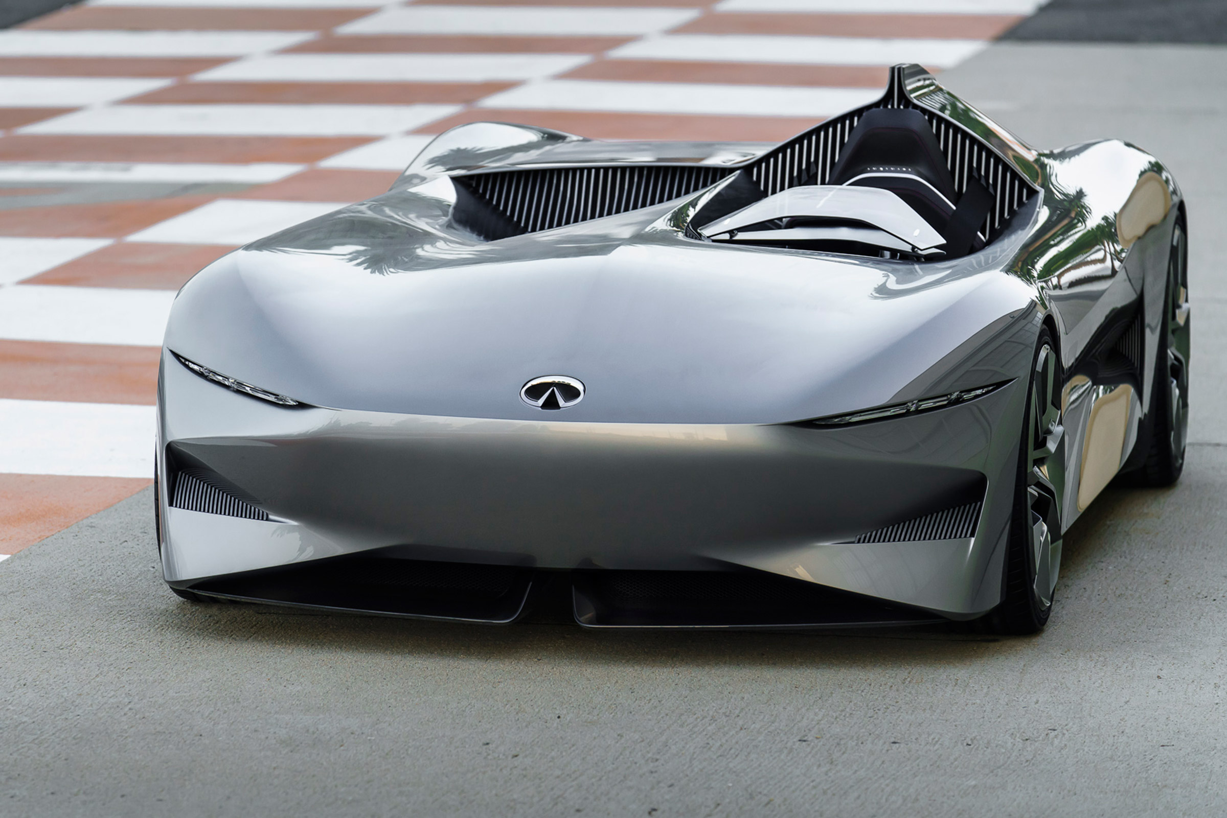 Infiniti Prototype 10 - front