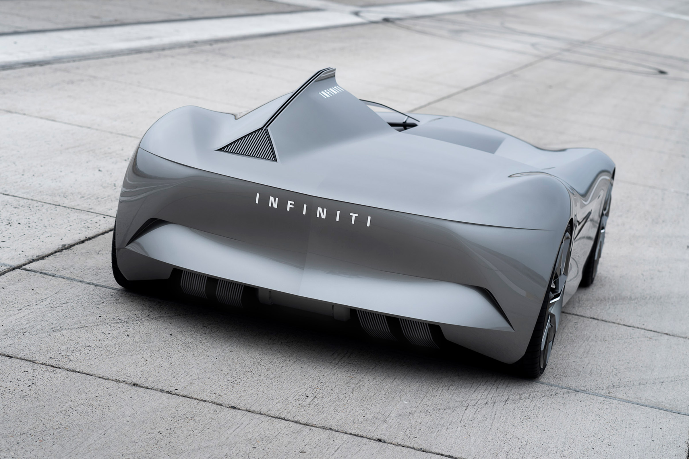 Infiniti Prototype 10 - rear