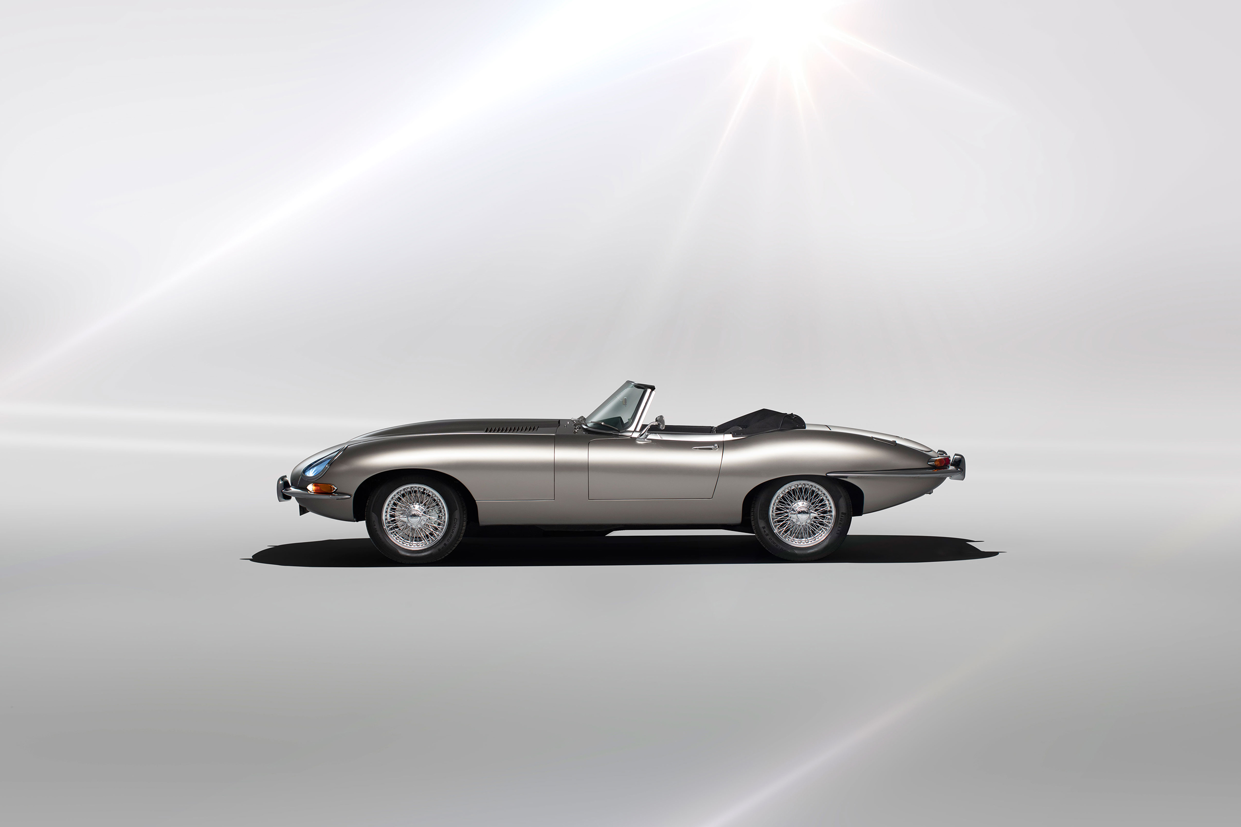 Jaguar Classic E-type Zero production - Side