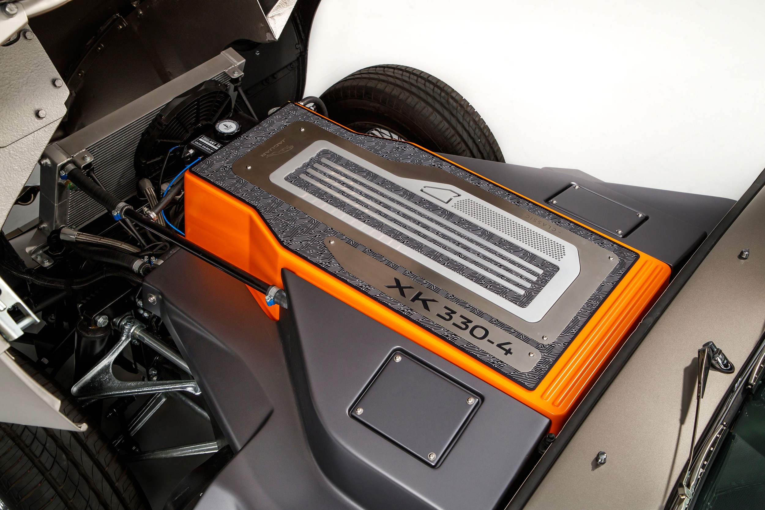 Jaguar Classic E-type Zero production - Electric motor