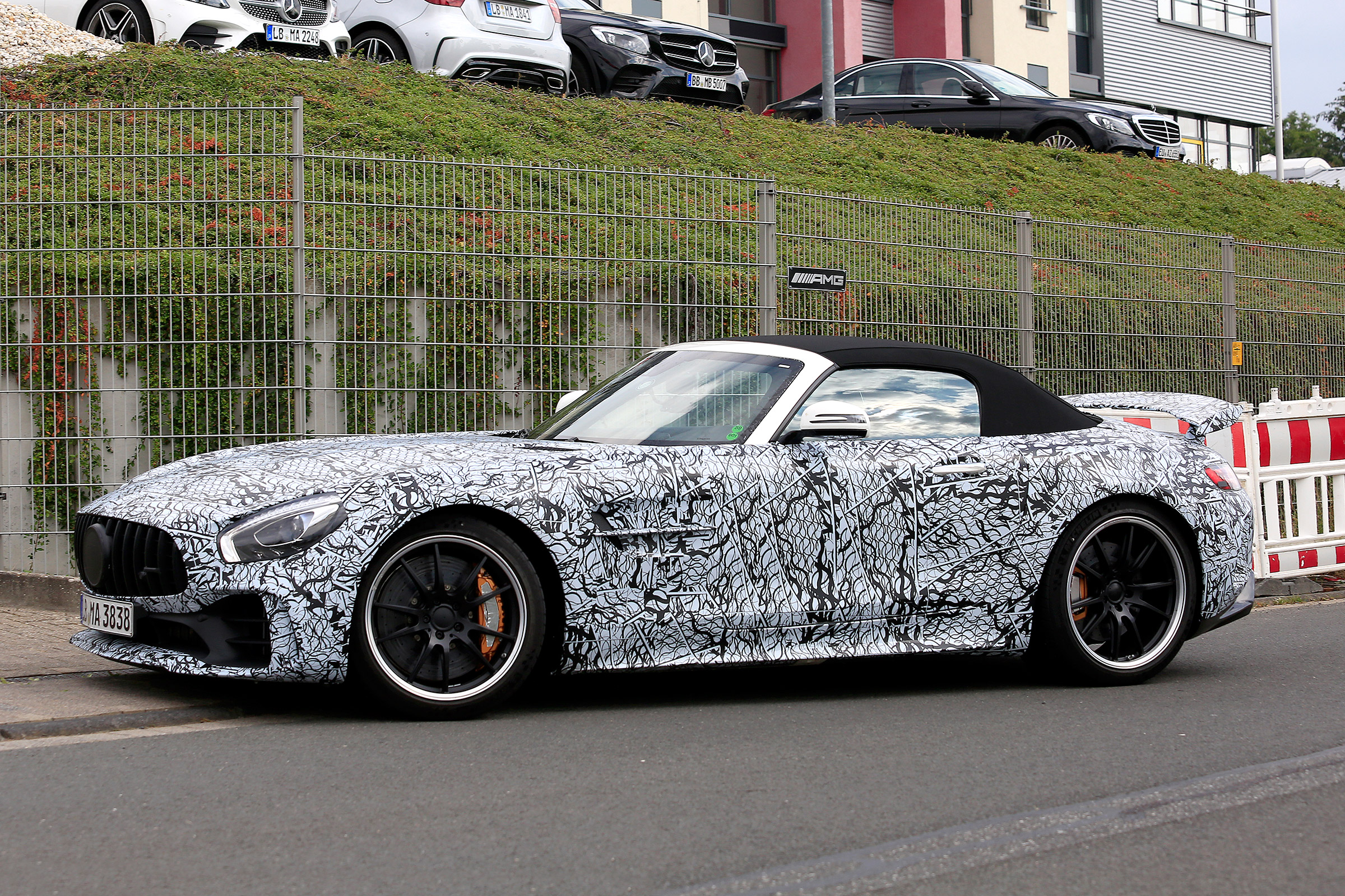 Mercedes-AMG GT R roadster spy - side