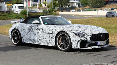 Mercedes-AMG GT R roadster spy - front quarter