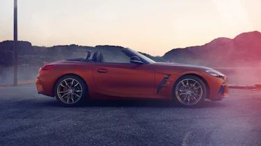 BMW Z4 M40i - side