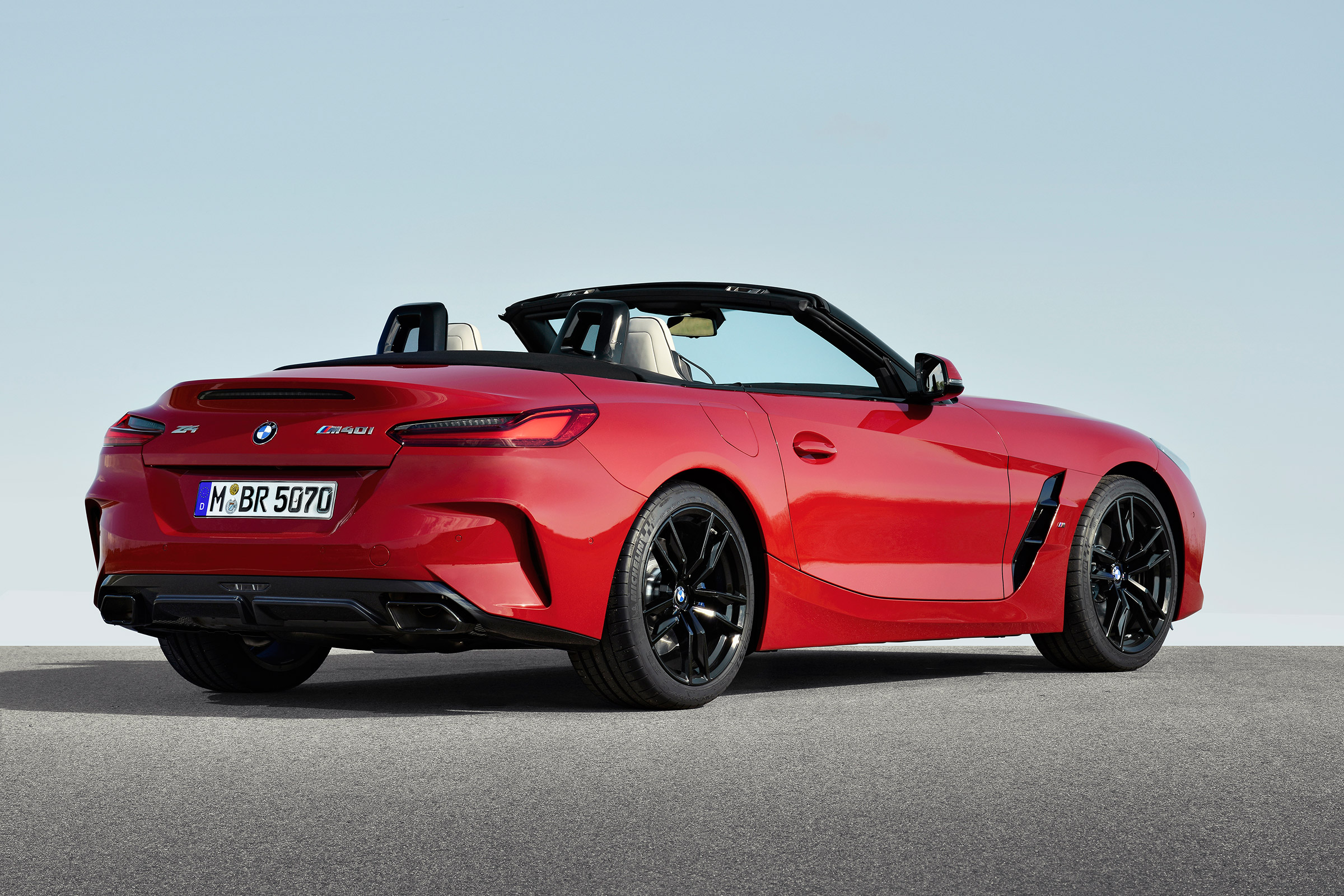 BMW Z4 M40i red - rear
