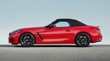 BMW Z4 M40i red - profile