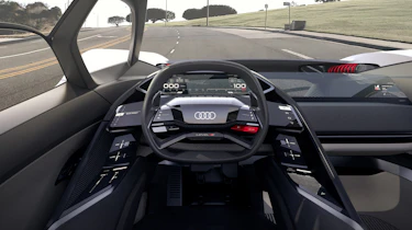 Audi PB18 Etron - dash