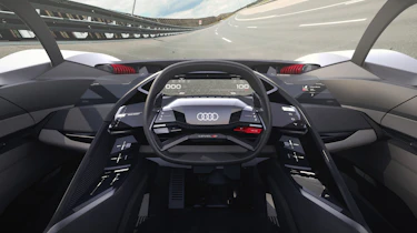 Audi PB18 Etron - dash