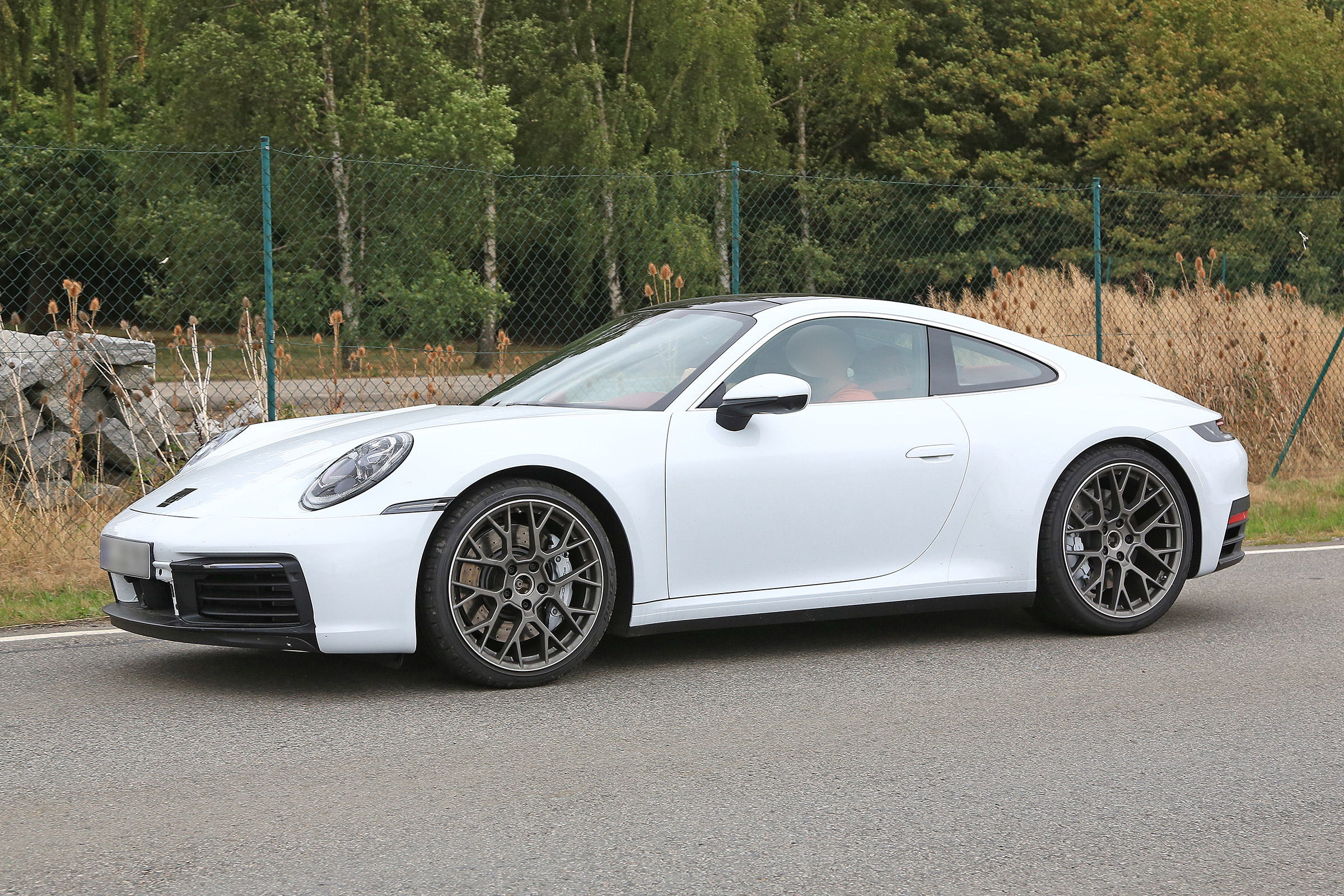 992 Porsche 911 spied - front quarter