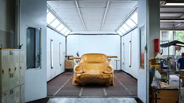 Porsche Classic Project Gold - Paint