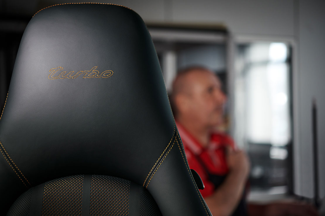 Porsche Classic Project Gold - Seats