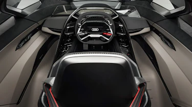 Audi PB18 Etron - dash