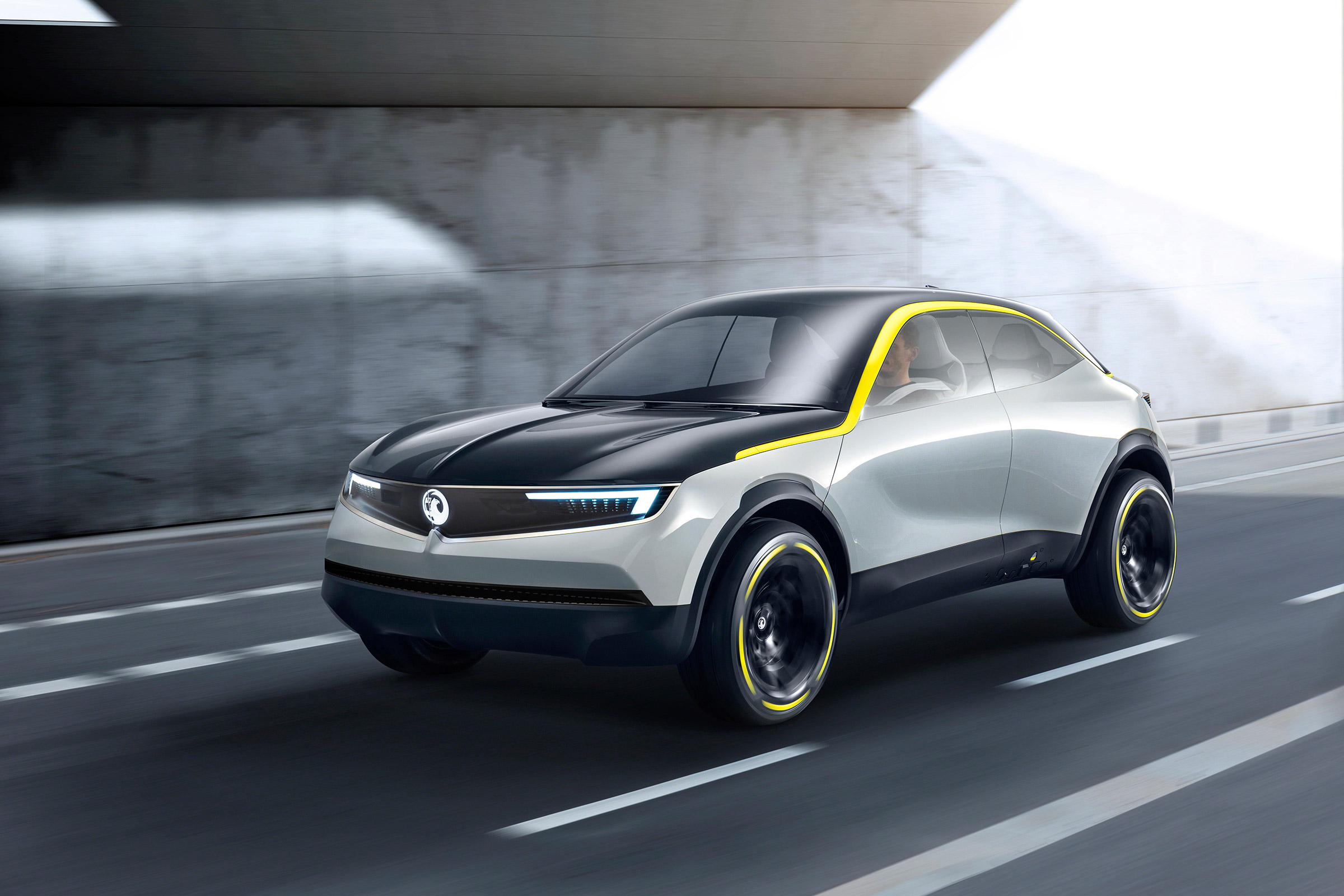 Vauxhall GT X Experiment Concept - driving