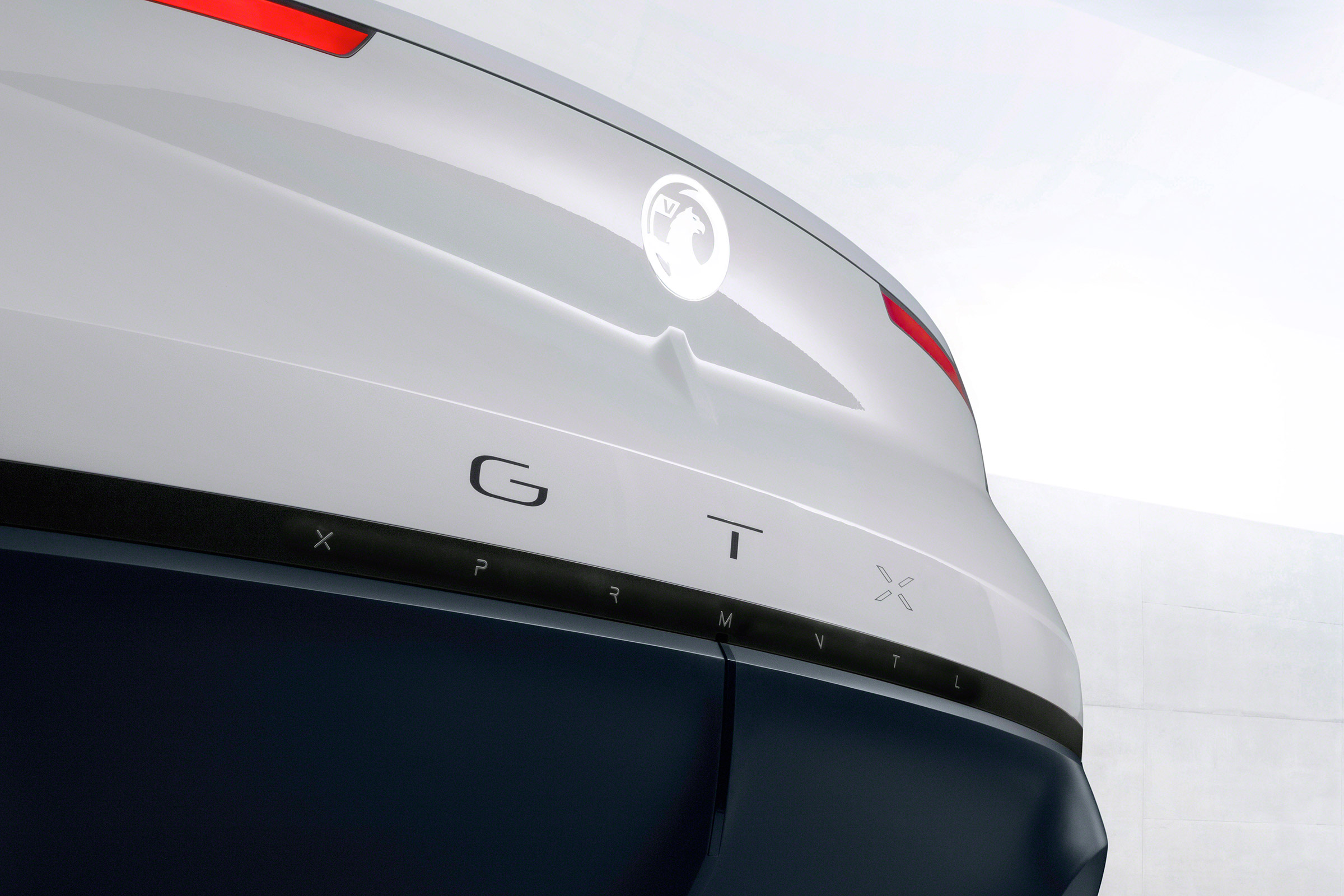 Vauxhall GT X Experiment Concept - badge