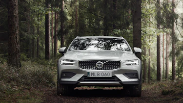 Volvo V60 Cross Country - nose again
