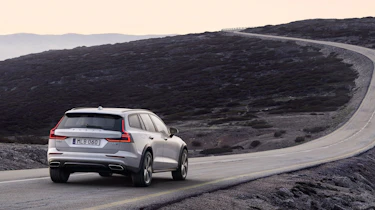 Volvo V60 Cross Country - rear