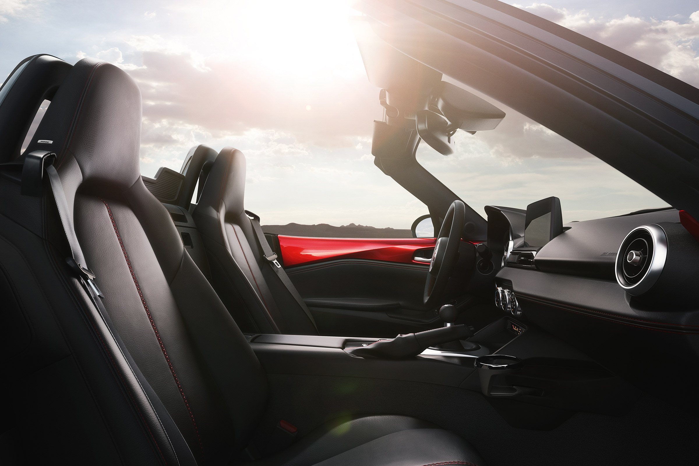 Mazda 2018 MX-5 - interior