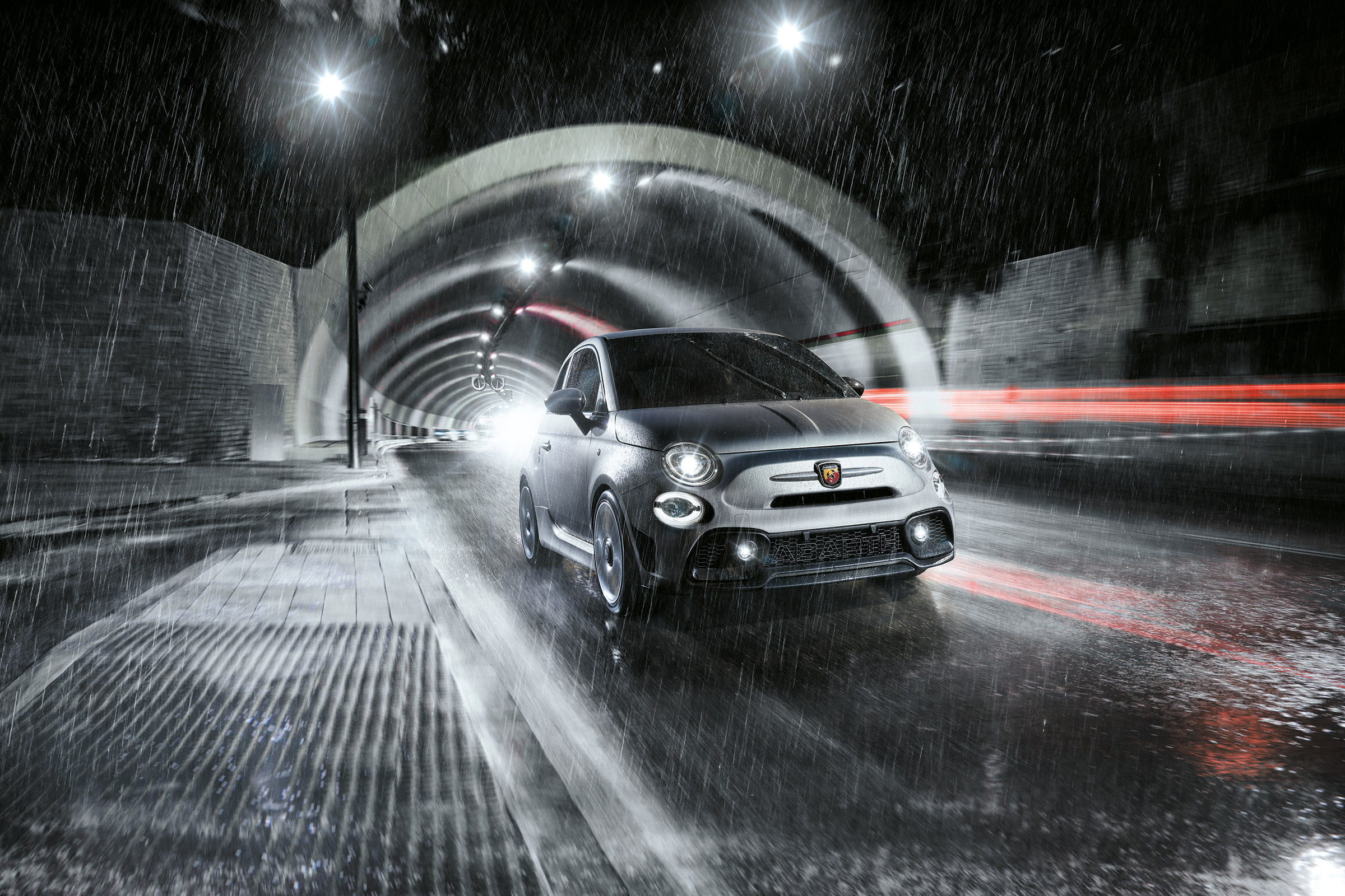 Abarth 595 MY19 update - tunnel