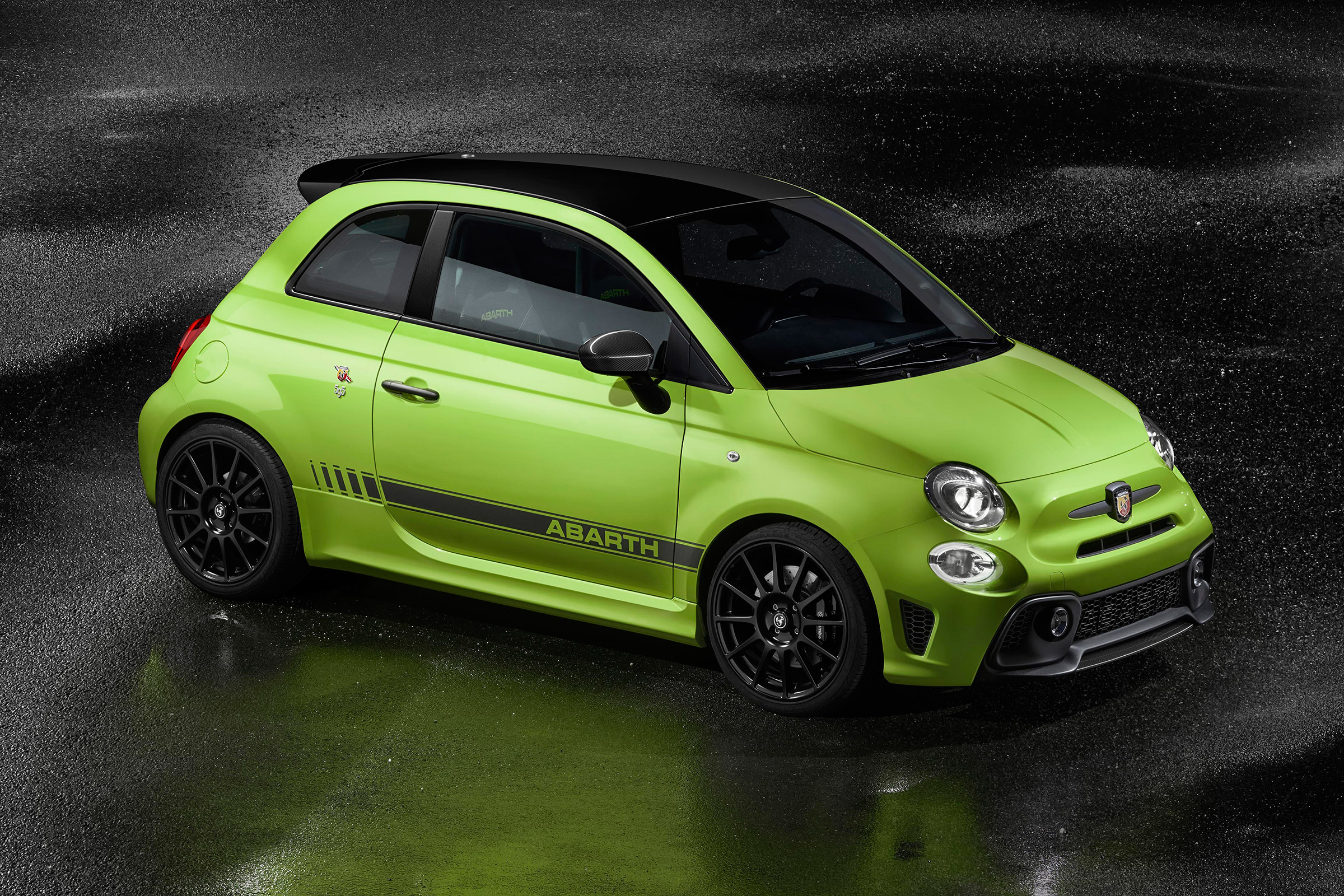Abarth 595 MY19 update - front quarter