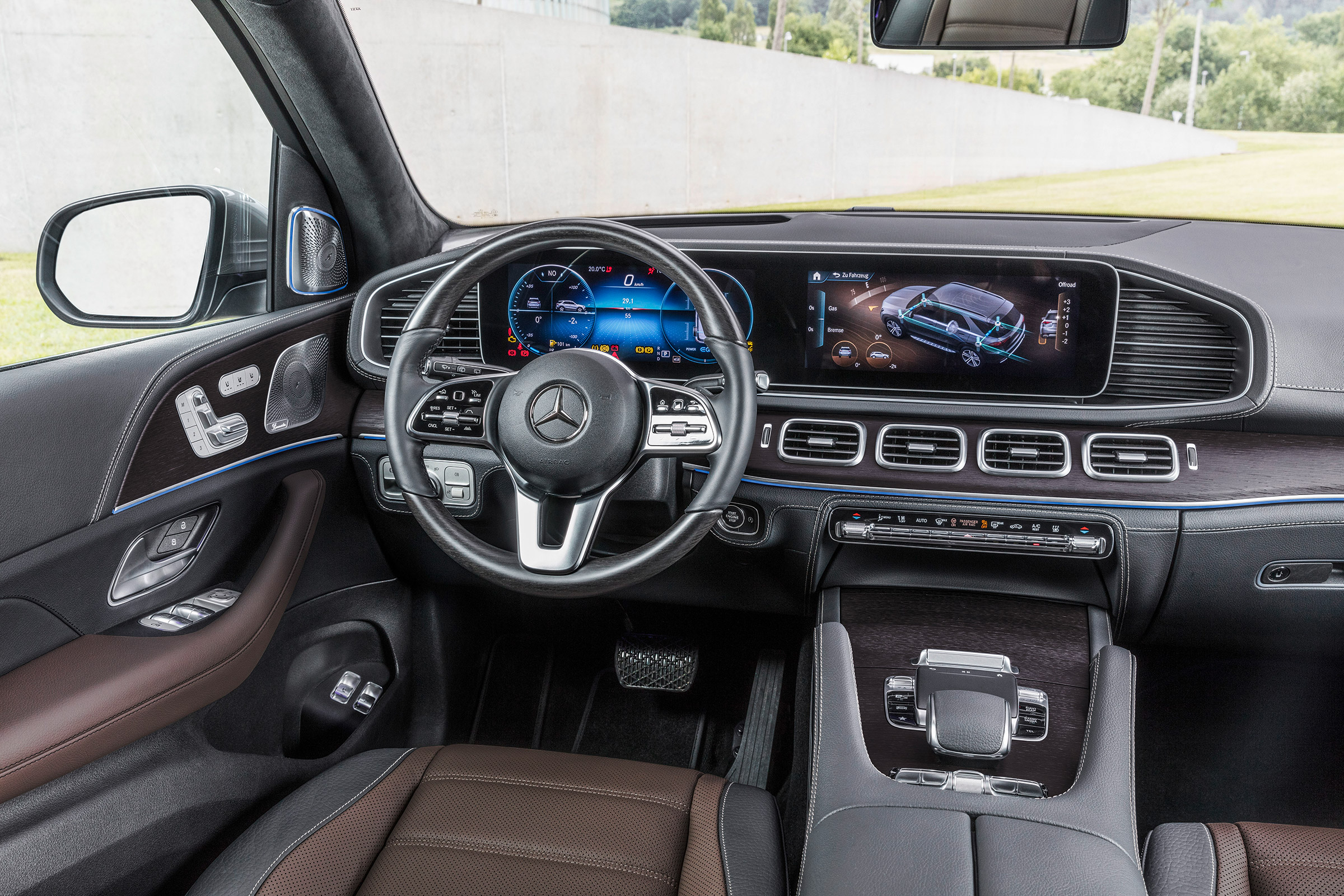 new Mercedes-Benz GLE - interior