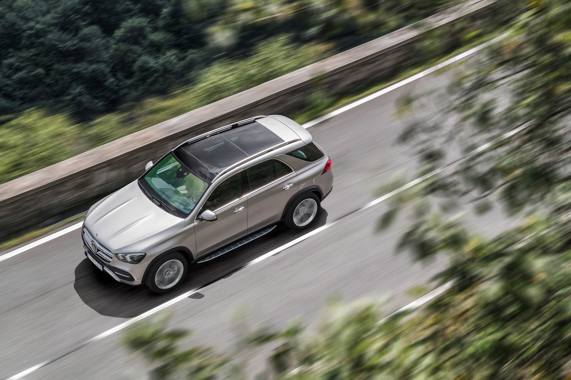 new Mercedes-Benz GLE - top