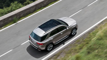 new Mercedes-Benz GLE - roof