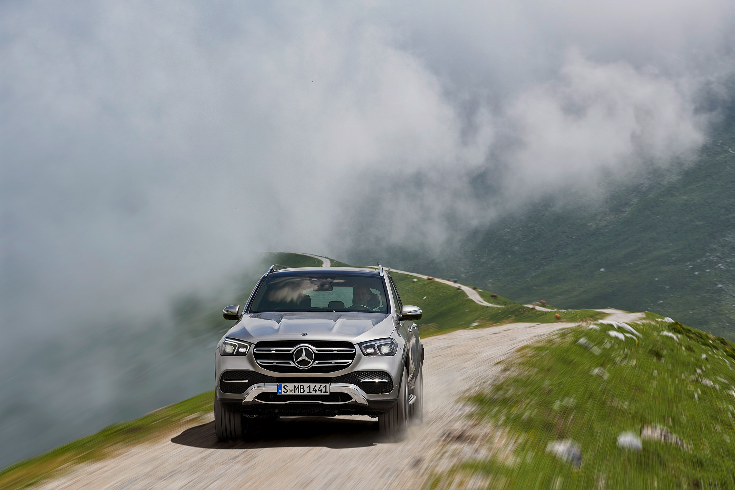 new Mercedes-Benz GLE - nose