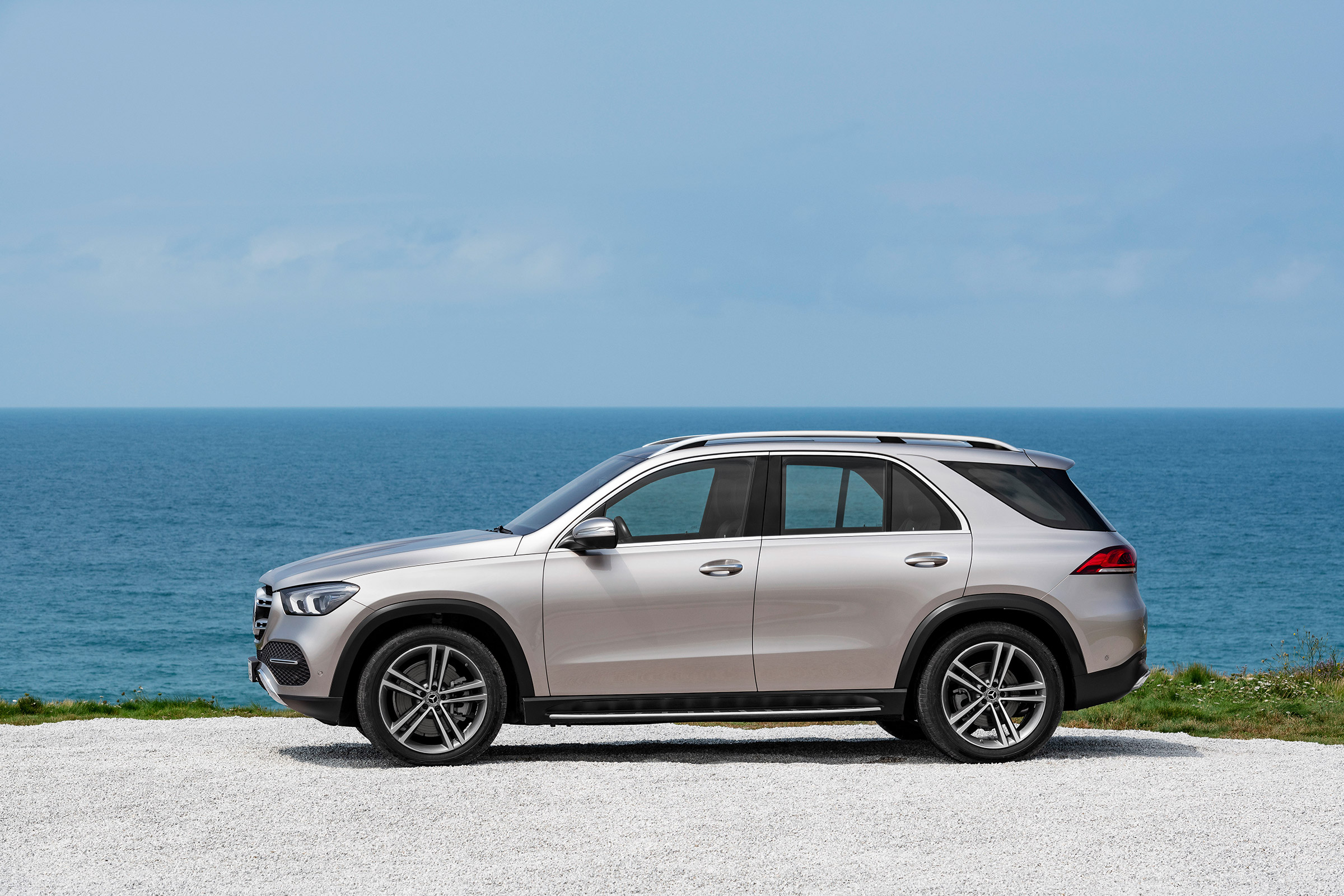 new Mercedes-Benz GLE - side