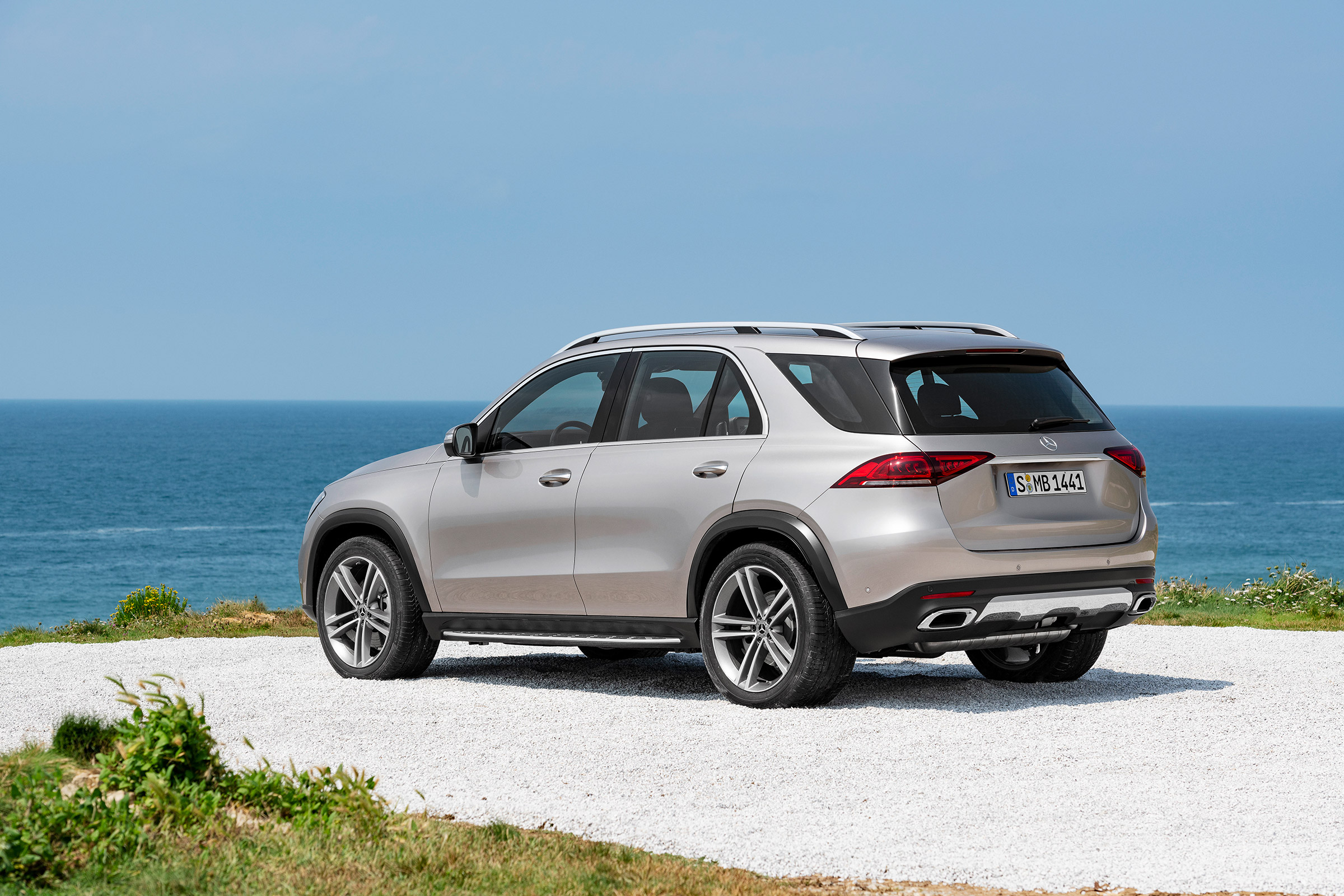new Mercedes-Benz GLE - rear quarter