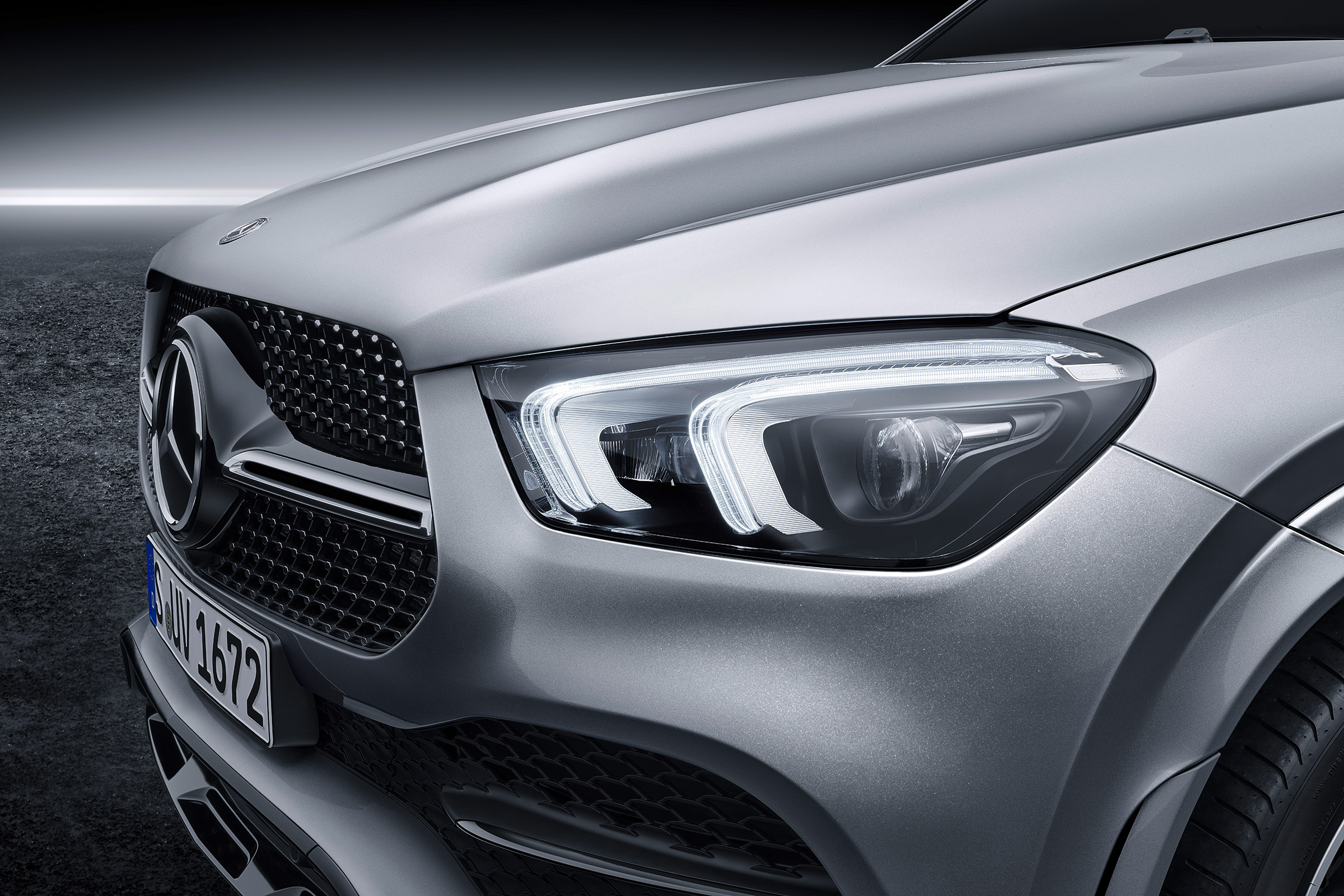 Mercedes GLE AMG-line - headlights