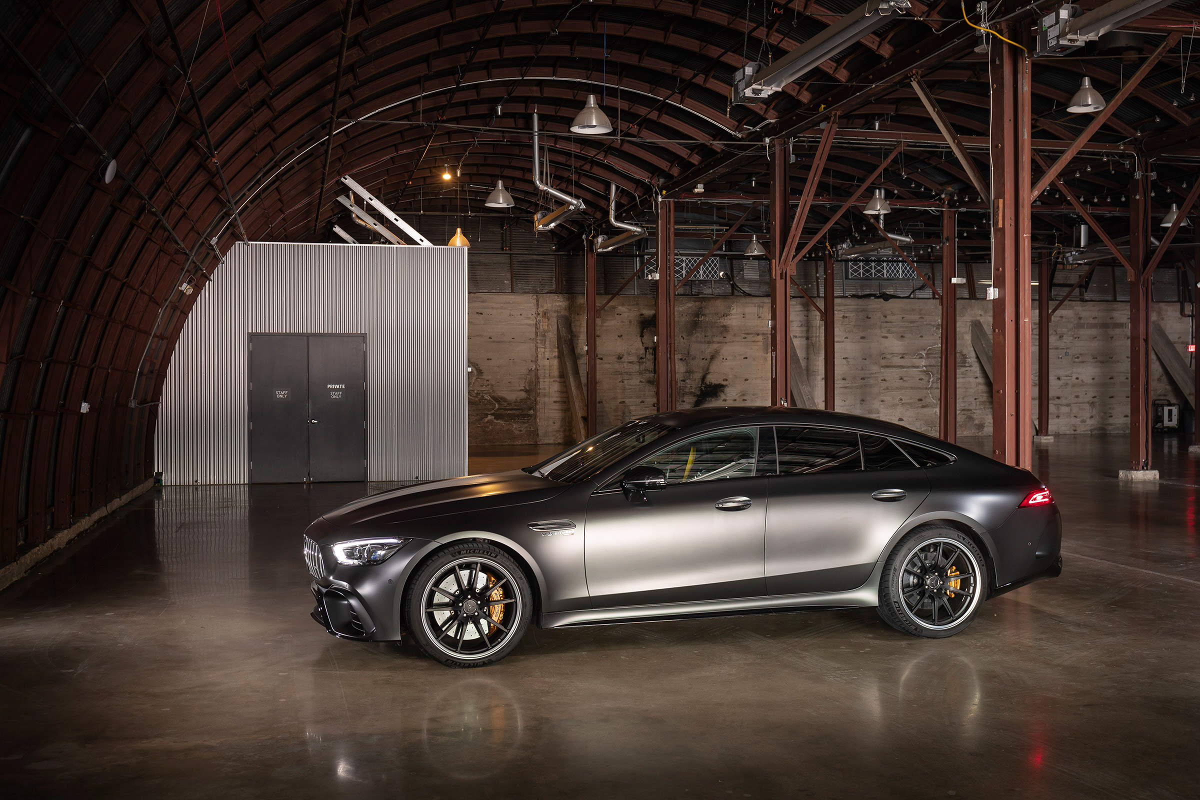 Mercedes-AMG GT63S - side