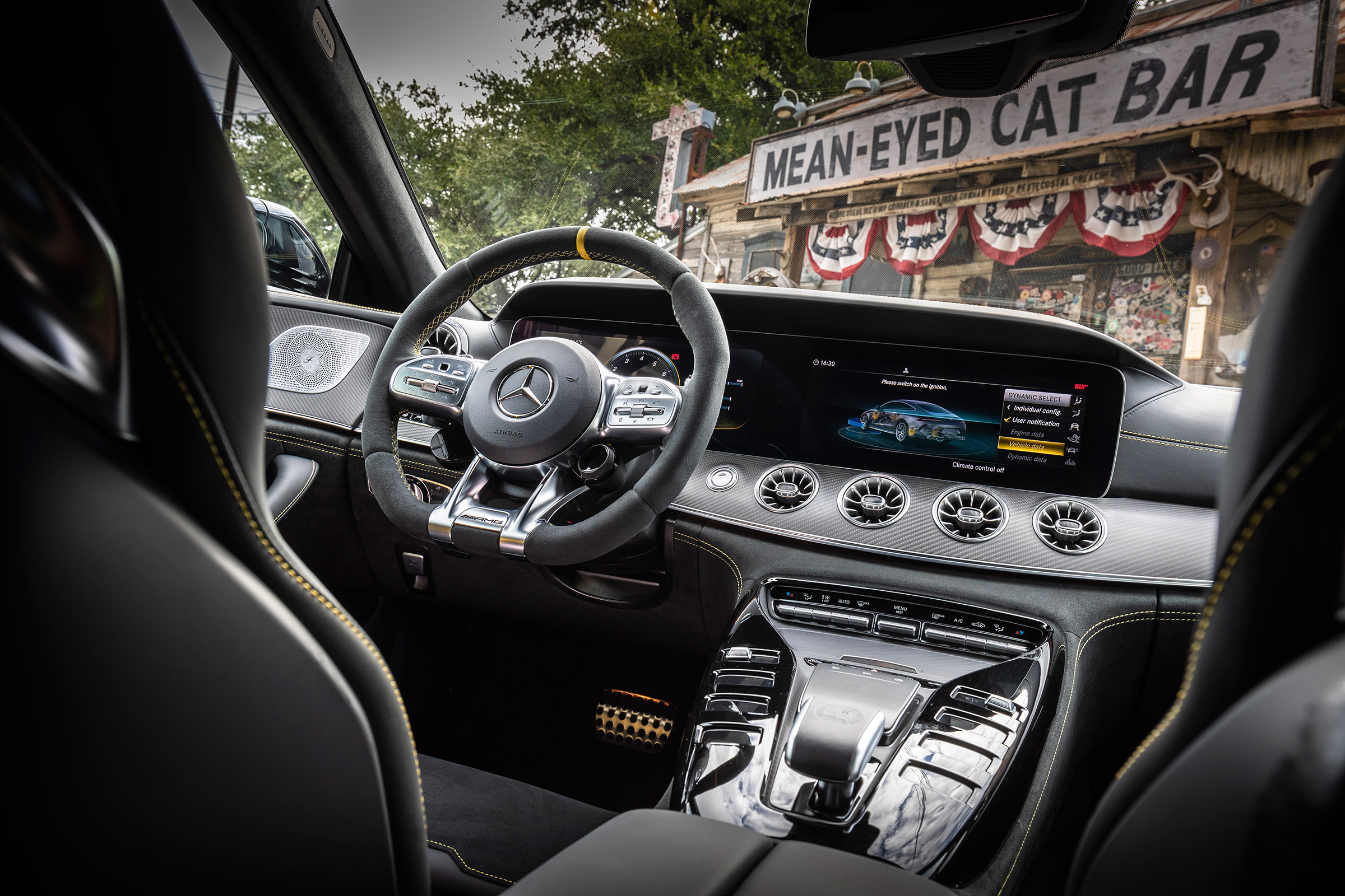 Mercedes-AMG GT63S - Dash