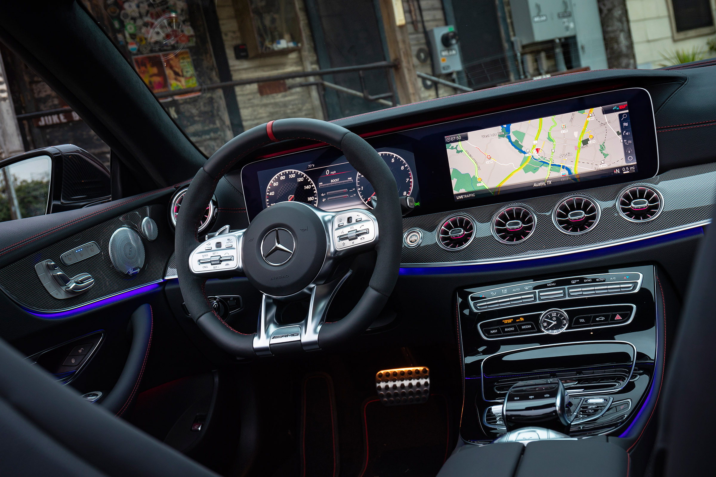 Mercedes-AMG E53 Cabriolet US - dash