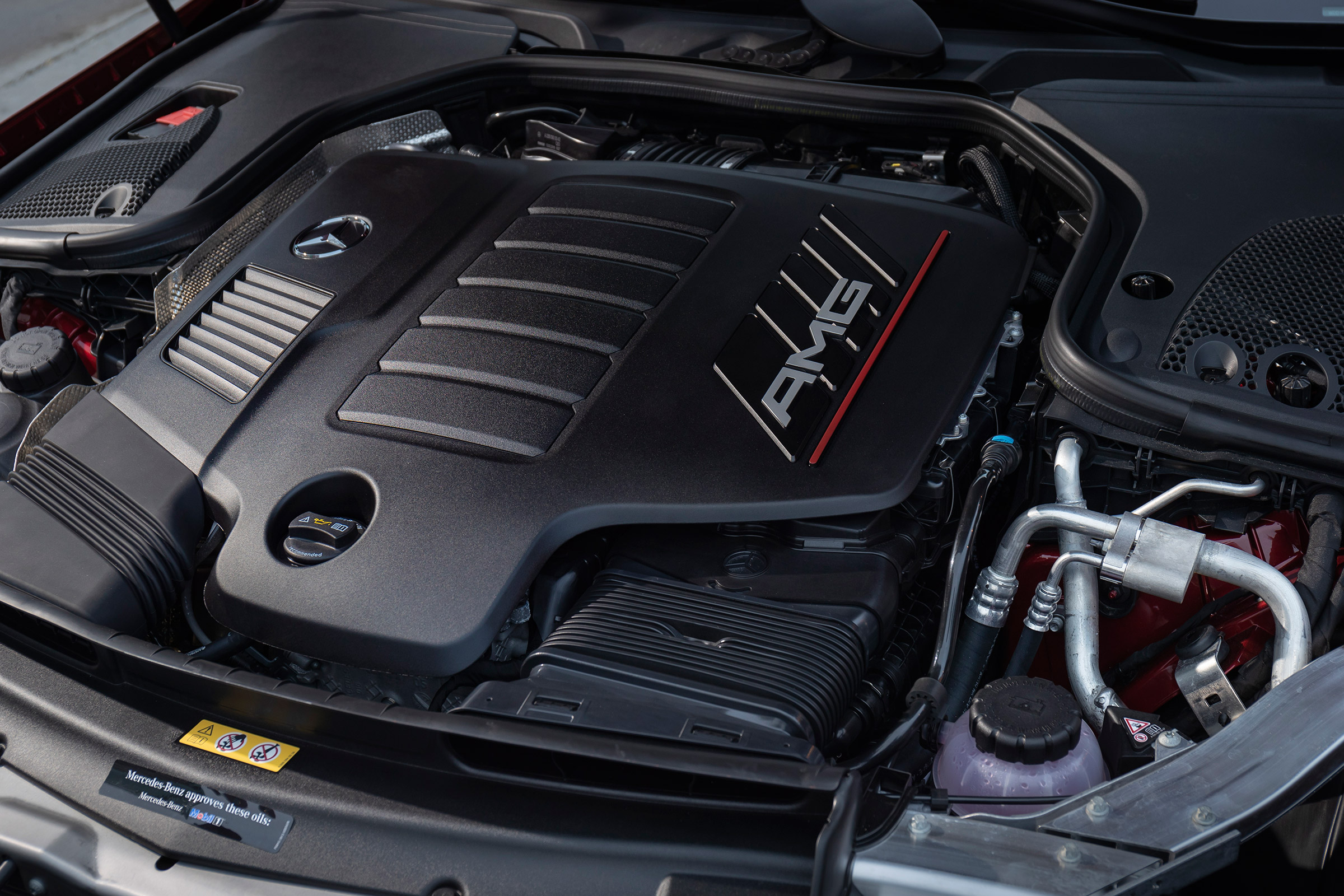 Mercedes-AMG E53 Cabriolet US - engine