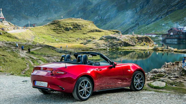 Mazda 2018 MX-5 - rear quarter