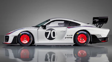 New Porsche 935
