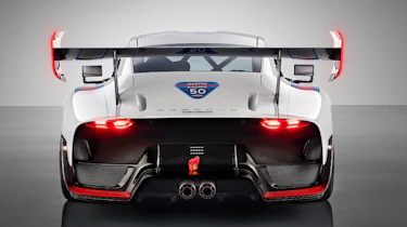 New Porsche 935 wing