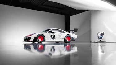 New Porsche 935