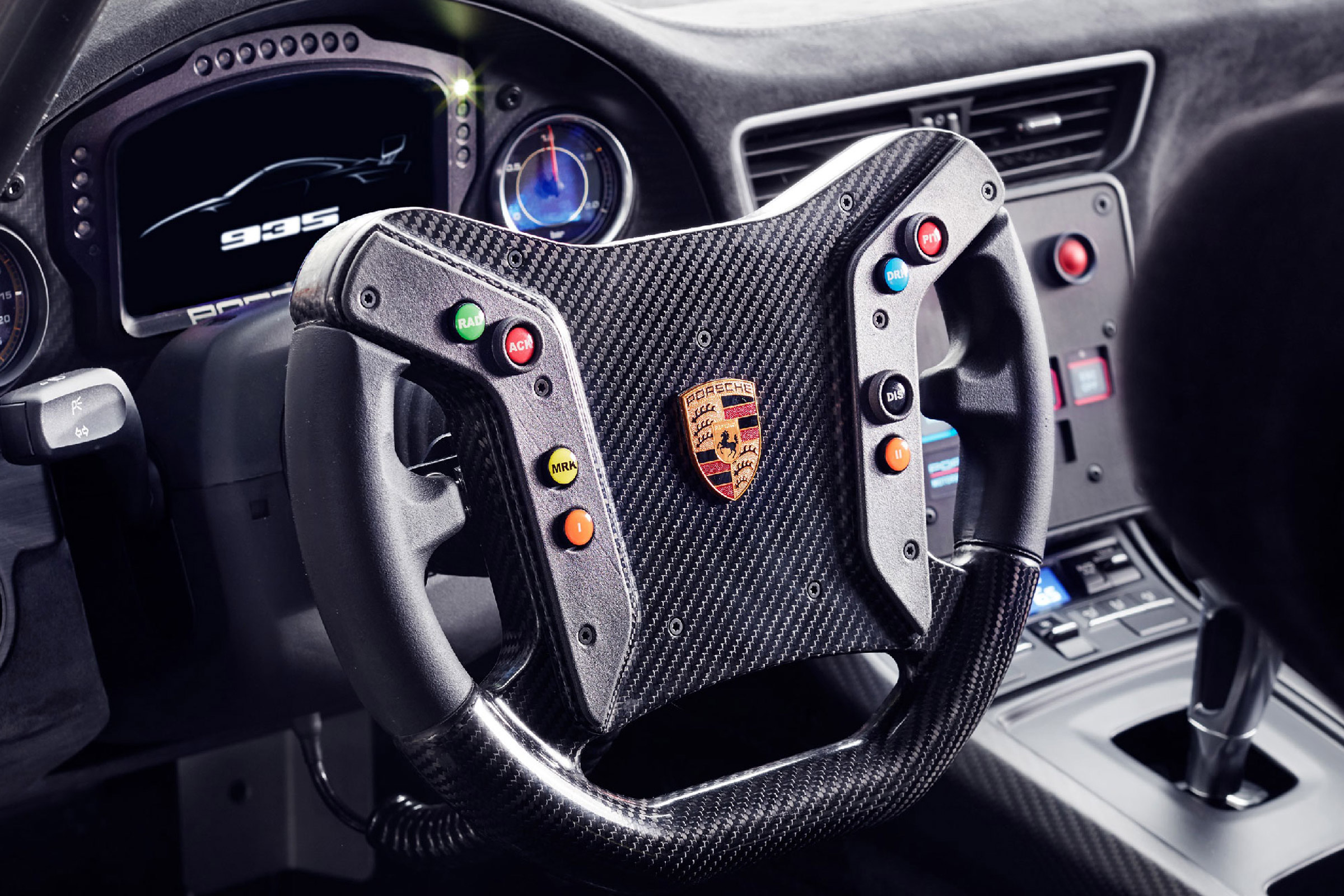 New Porsche 935  wheel
