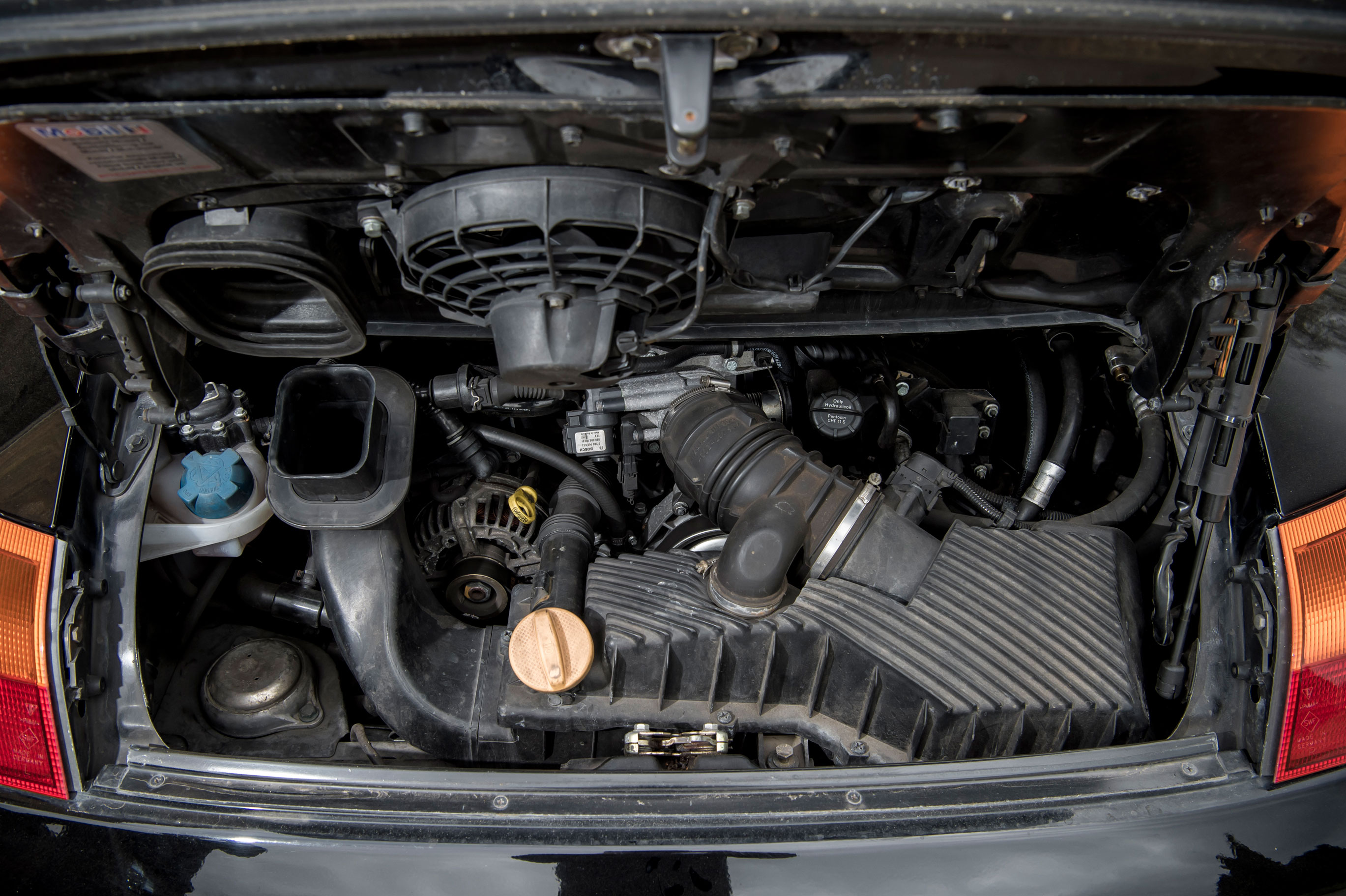 Affordable 911s – Porsche  911 Carrera (996)