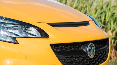 Vauxhall Corsa GSi review - grille