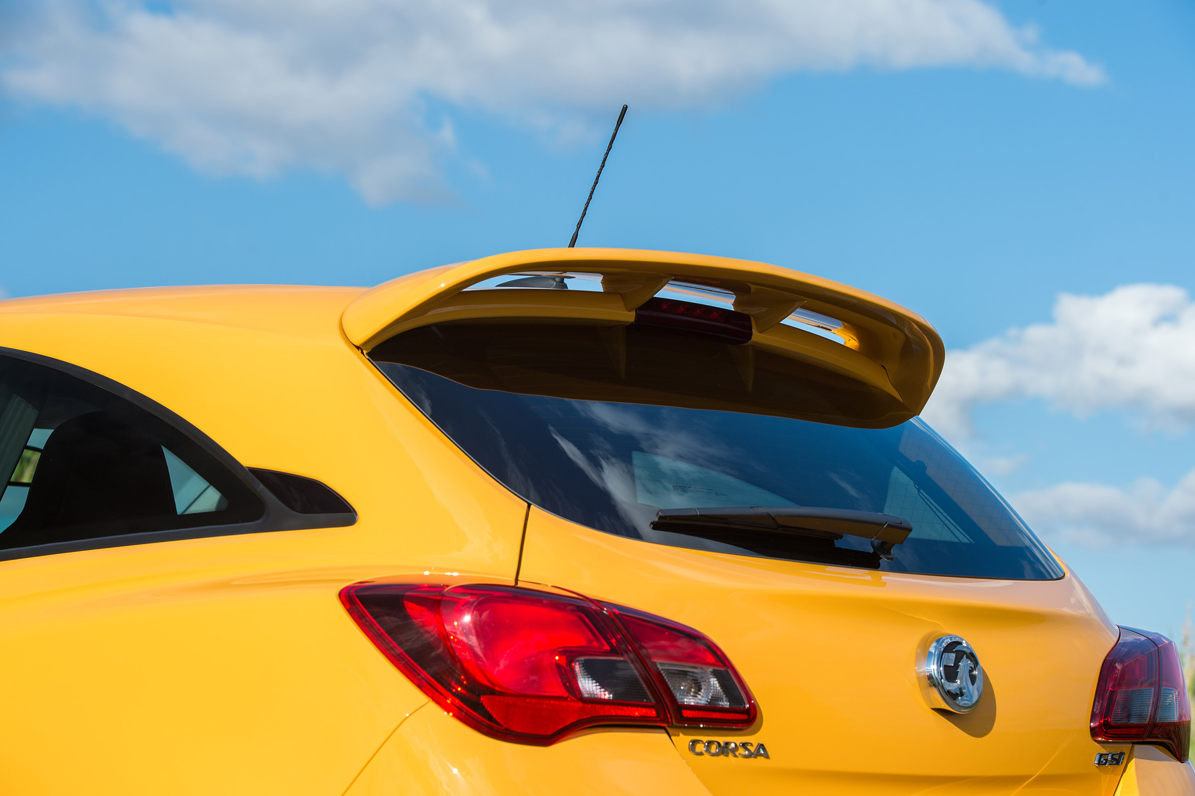 Vauxhall Corsa GSi review - wing