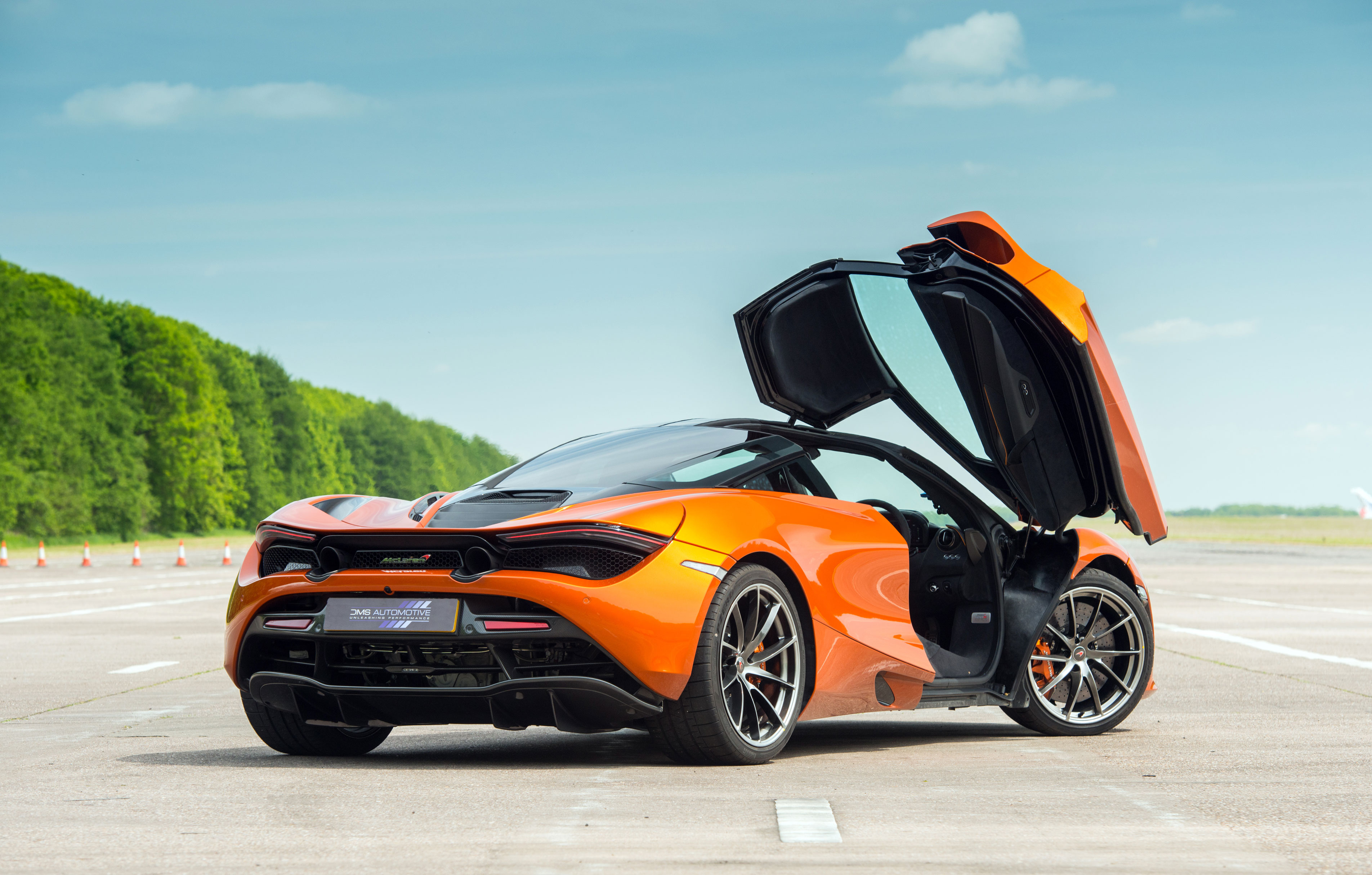 DMS McLaren 720S - rear
