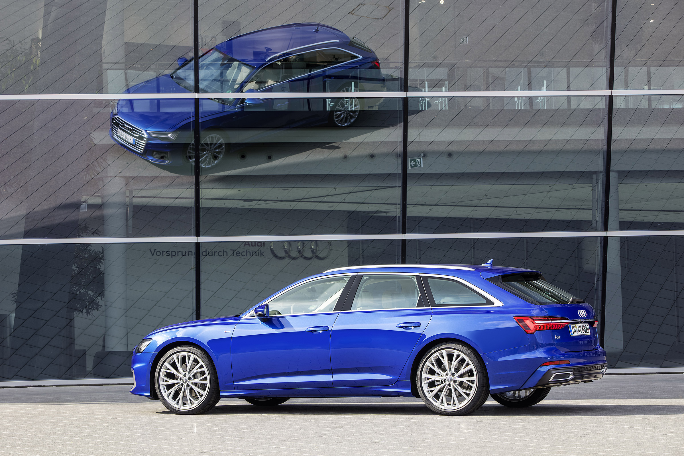 Audi A6 2018 Avant first drive - rear