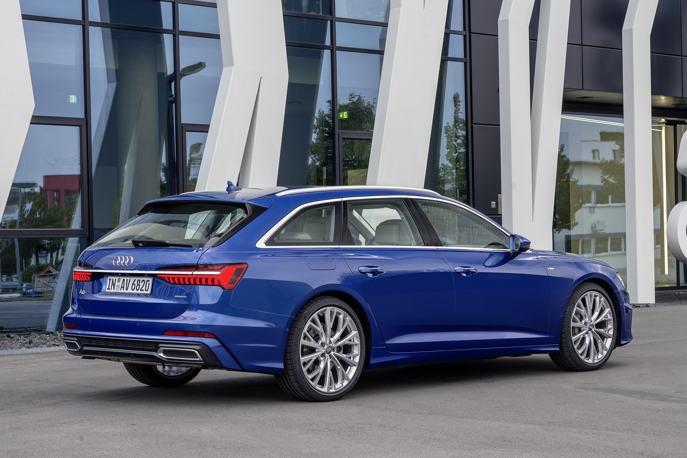 Audi A6 2018 Avant first drive - rear