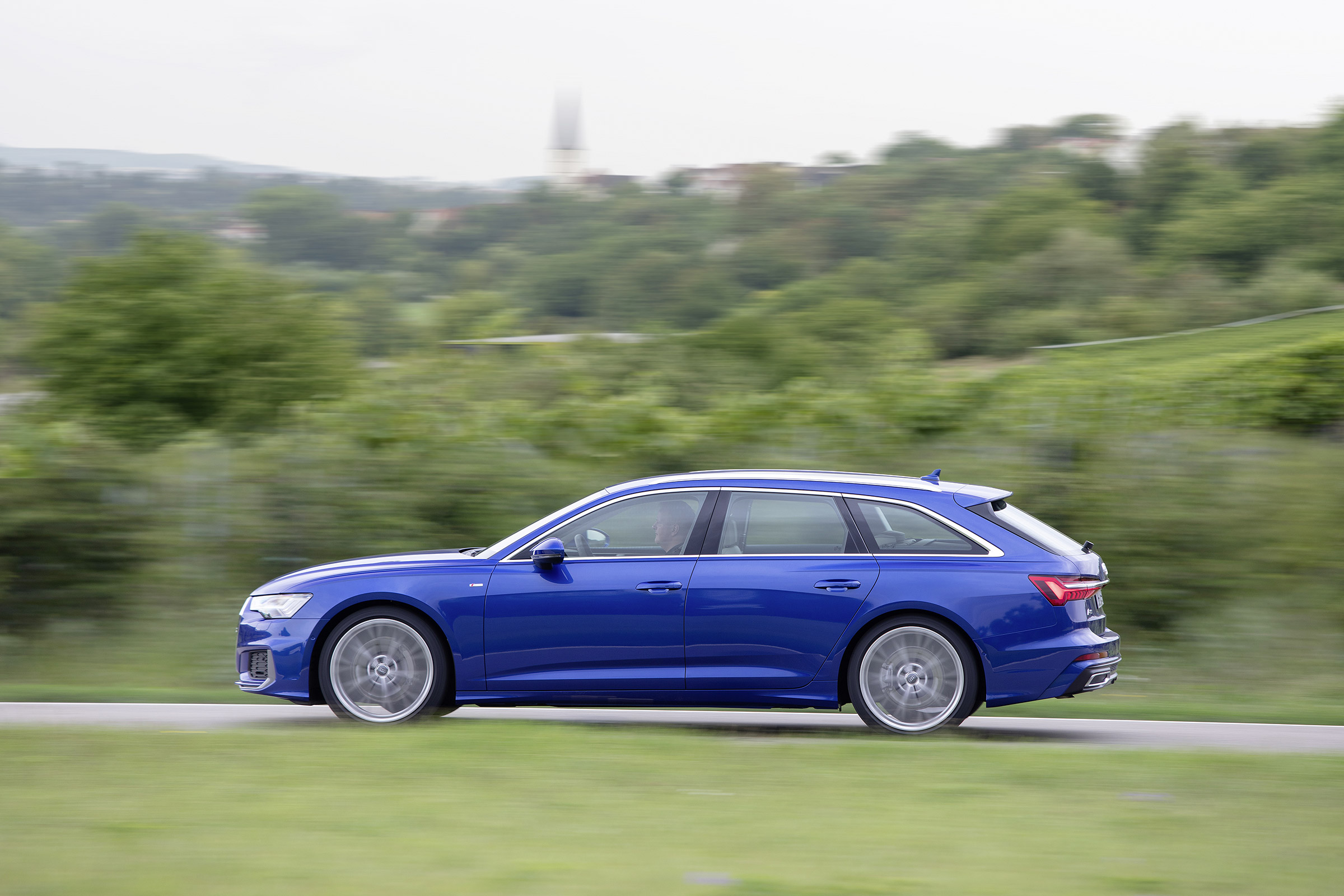 Audi A6 2018 Avant first drive - profile