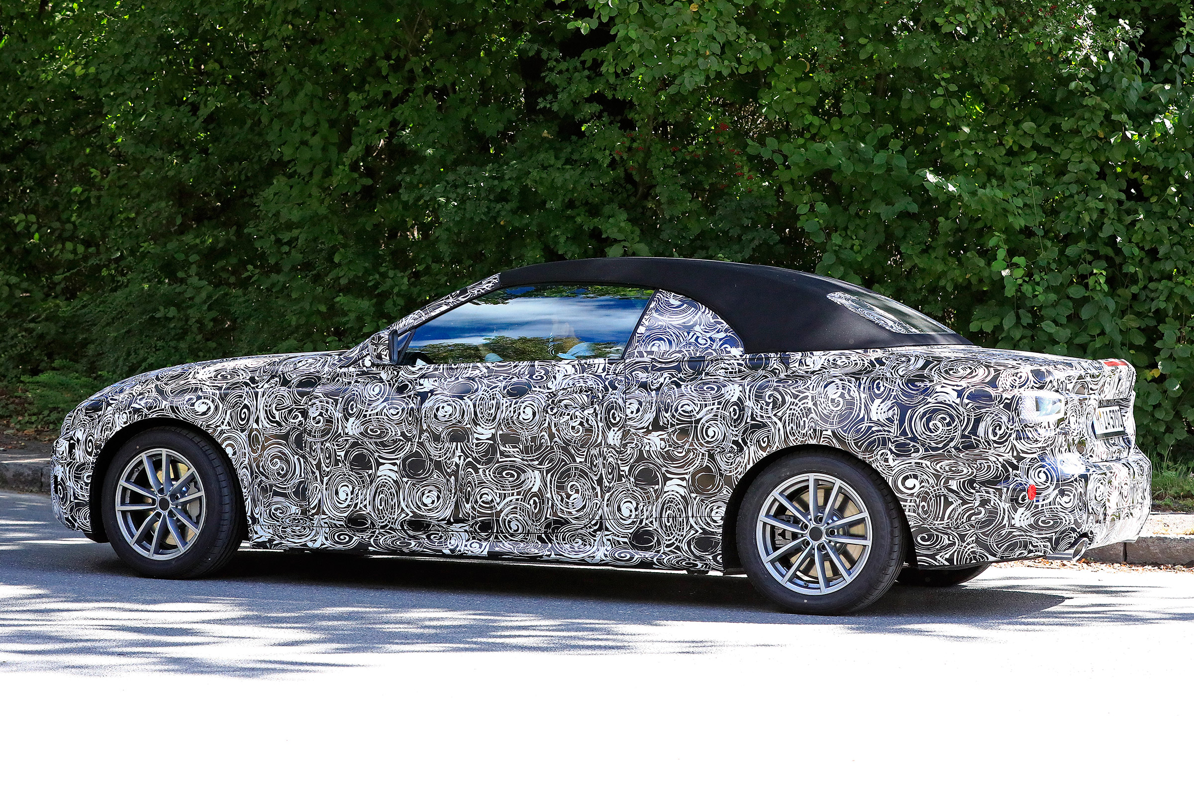 BMW 4-series spy (2019) - side